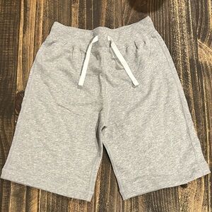 Hanna Andersson Gray Knit Shorts *LIKE NEW!!